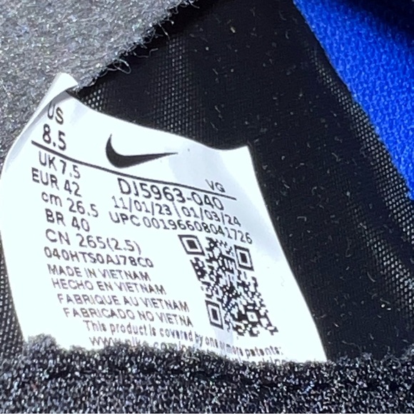 ***NWT*** Men’s Nike Mercurial Vapor 15 Club FG Soccer Cleats - Picture 10 of 10